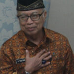 Drs. H. Sofyan Rebuin, M.M. Ketua Umum Periode 2001-2005
